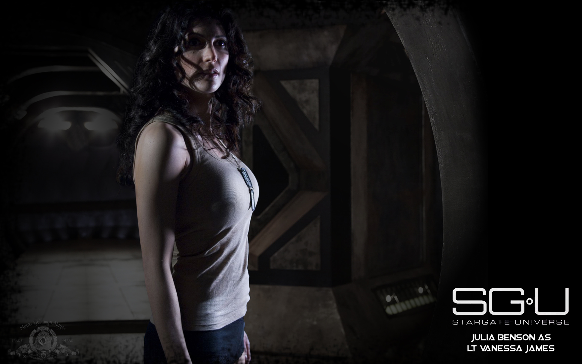 Julia Benson in Stargate Universe